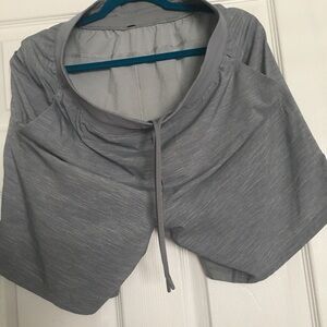 Lululemon men shorts (used)